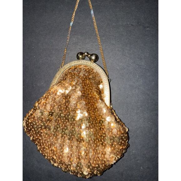 Vintage Handbags - Vtg Dome Top Gold Sequin Evening Bag Lined Purse Handbag Kiss Clasp Cocktail
